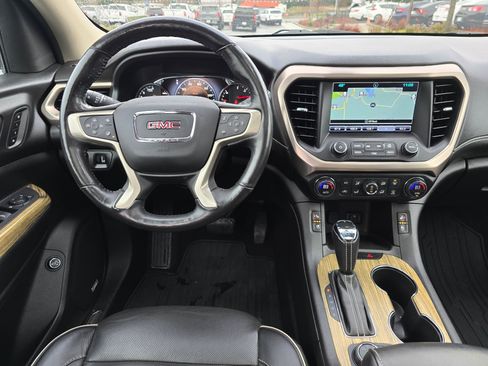 Used 2018 GMC Acadia Denali image 13
