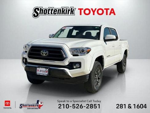 Certified 2023 Toyota Tacoma SR5 image 1