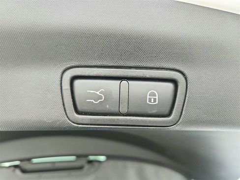 Used 2018 Alfa Romeo Stelvio Sport w/ Quick Order Package 22J Sport image 32