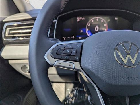 New 2026 Volkswagen Jetta SE image 13