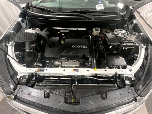 Used 2022 Chevrolet Equinox LS image 30