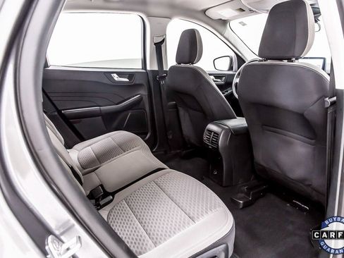 Used 2021 Ford Escape SE image 34