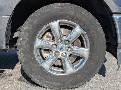 Used 2020 Ford F150 XLT w/ Equipment Group 302A Luxury image 11