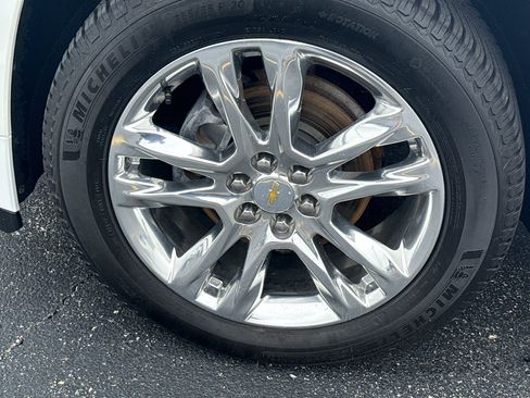 Certified 2019 Chevrolet Traverse High Country w/ LPO, Floor Liner Package AWD/4WD image 10
