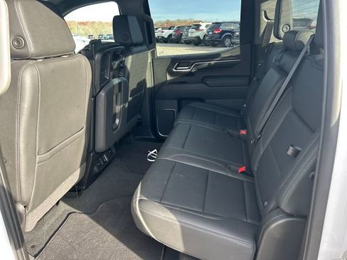 Used 2024 GMC Sierra 1500 SLT image 33