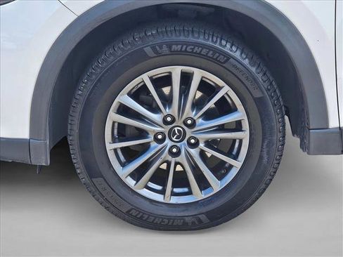 Used 2017 MAZDA CX-5 Touring w/ Preferred Equipment Package FWD image 14