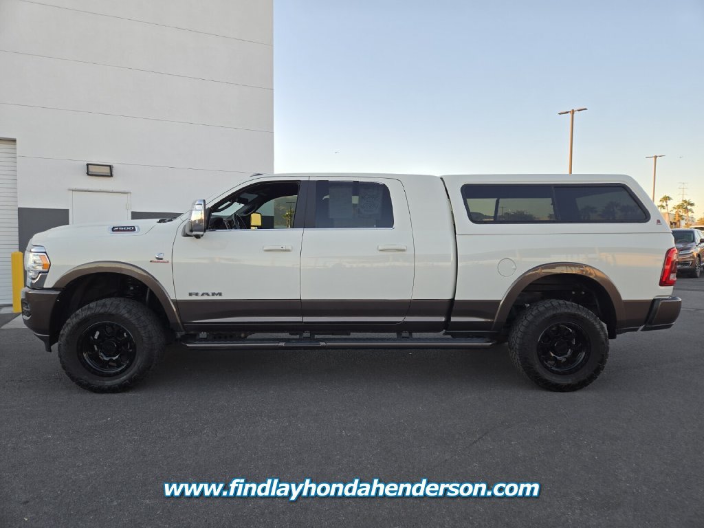 Used 2023 RAM 2500 Limited AWD/4WD image 3