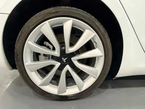 Used 2019 Tesla Model 3 Standard Range RWD image 32