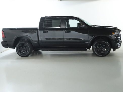 Used 2025 RAM 1500 Big Horn AWD/4WD image 11