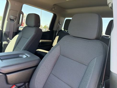 Used 2025 Chevrolet Silverado 1500 Custom Trail Boss AWD/4WD image 11