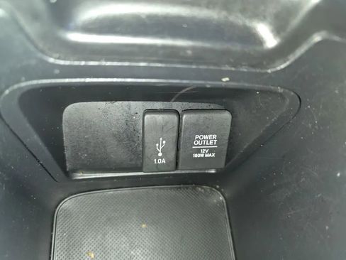 Used 2018 Honda CR-V LX image 32