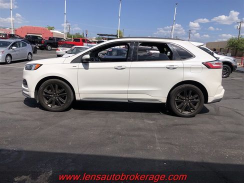 Used 2020 Ford Edge ST-Line FWD image 3