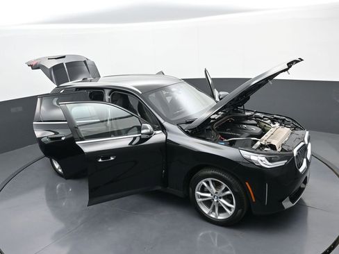 Used 2025 BMW X3 xDrive30i w/ Premium Package AWD/4WD image 29