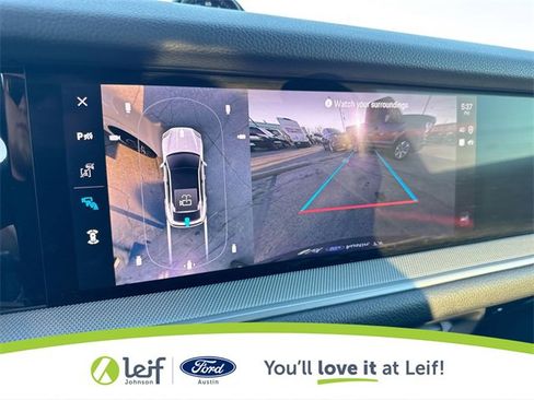 Used 2024 Porsche Cayenne Coupe image 28