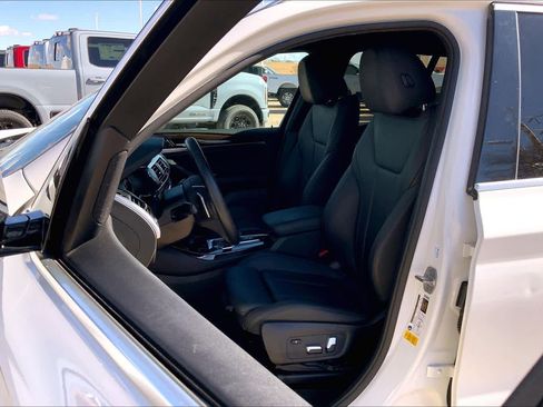 Used 2019 BMW X3 sDrive30i image 8