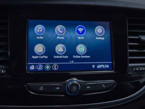 Used 2022 Buick Encore Preferred AWD/4WD image 10