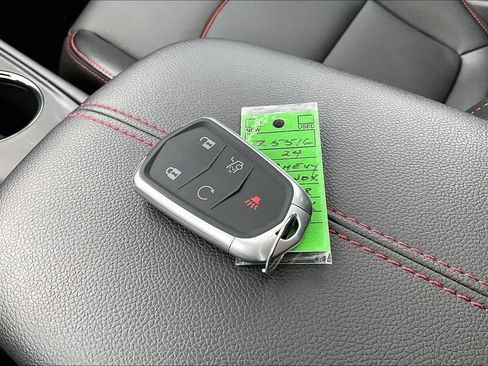 Used 2024 Chevrolet Equinox RS w/ RS Leather Package AWD/4WD image 12