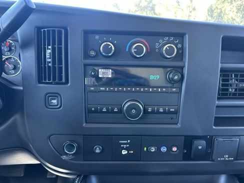New 2025 Chevrolet Express 3500 w/ Power Convenience Package image 12