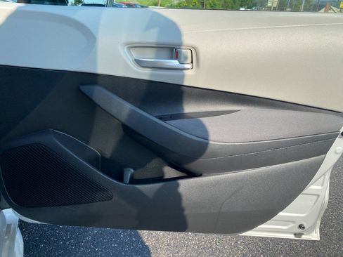 Used 2021 Toyota Corolla L w/ Carpet Mat Package (TMS) FWD image 24