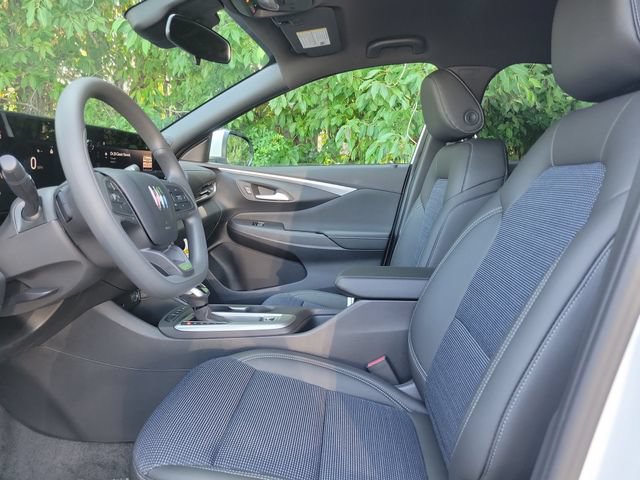 New 2026 Buick Envista Sport Touring FWD image 8