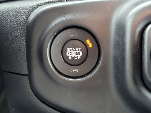 Used 2021 Jeep Wrangler Unlimited Sport image 27