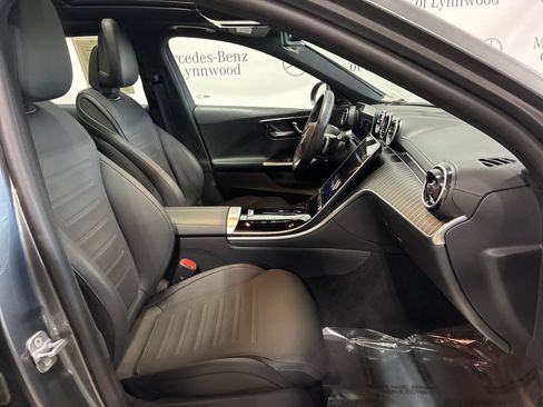 Used 2024 Mercedes-Benz C 300 4MATIC Sedan image 28