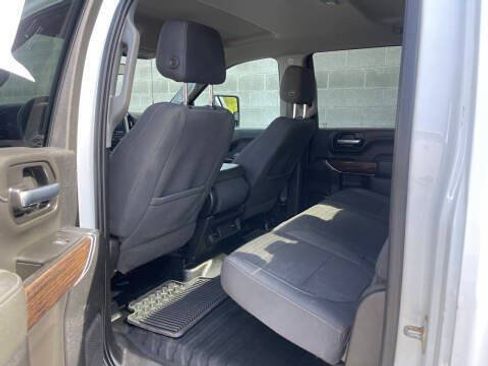 Used 2021 GMC Sierra 3500 SLE w/ Remote Start Package AWD/4WD image 11