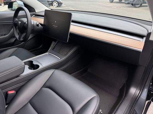 Used 2021 Tesla Model 3 Performance AWD/4WD image 18