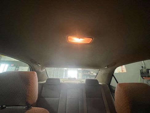 Used 2003 Toyota Camry LE image 32