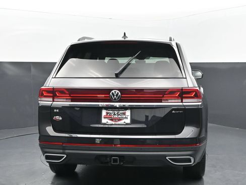 Used 2025 Volkswagen Atlas SE AWD/4WD image 5