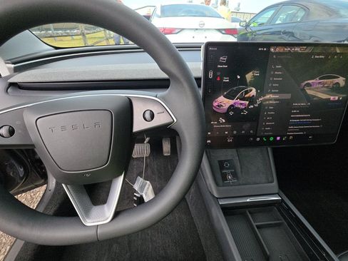 Used 2025 Tesla Model 3 Long Range RWD image 12