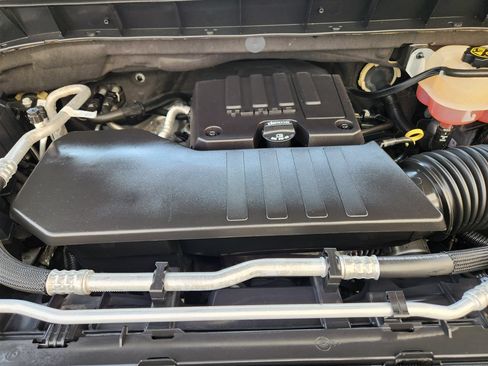 Used 2022 Chevrolet Silverado 1500 Custom RWD image 29