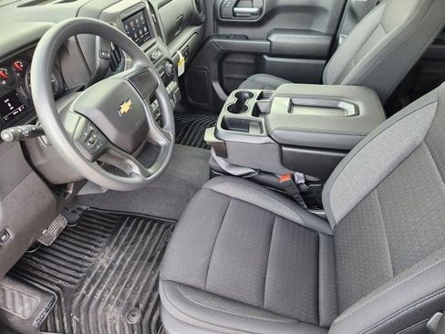 Used 2026 Chevrolet Silverado 1500 Custom w/ Turbomax Blackout Package image 4