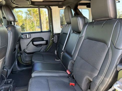 Used 2021 Jeep Wrangler Unlimited Sport image 14