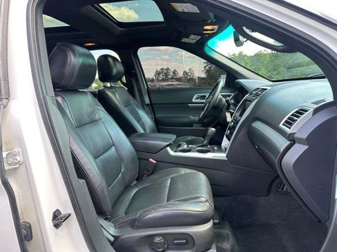 Used 2013 Ford Explorer XLT AWD/4WD image 13
