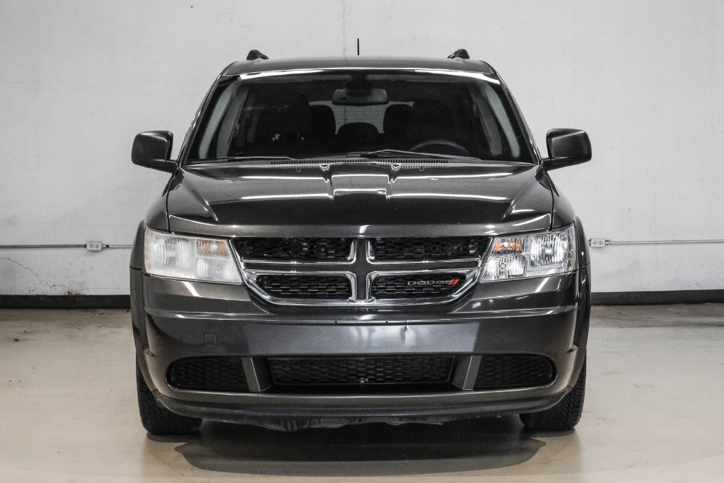 Used 2019 Dodge Journey SE FWD image 7