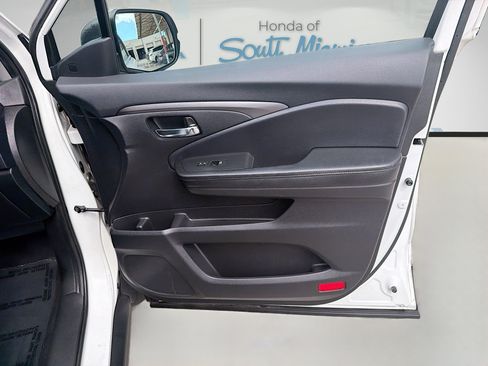 Certified 2021 Honda Pilot Special Edition image 33