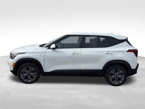 Certified 2024 Kia Seltos LX AWD/4WD image 9