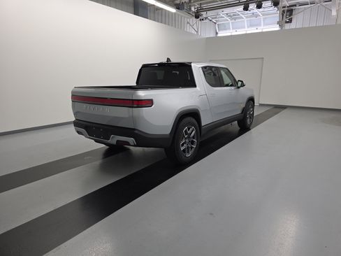 Used 2022 Rivian R1T Adventure AWD/4WD image 5