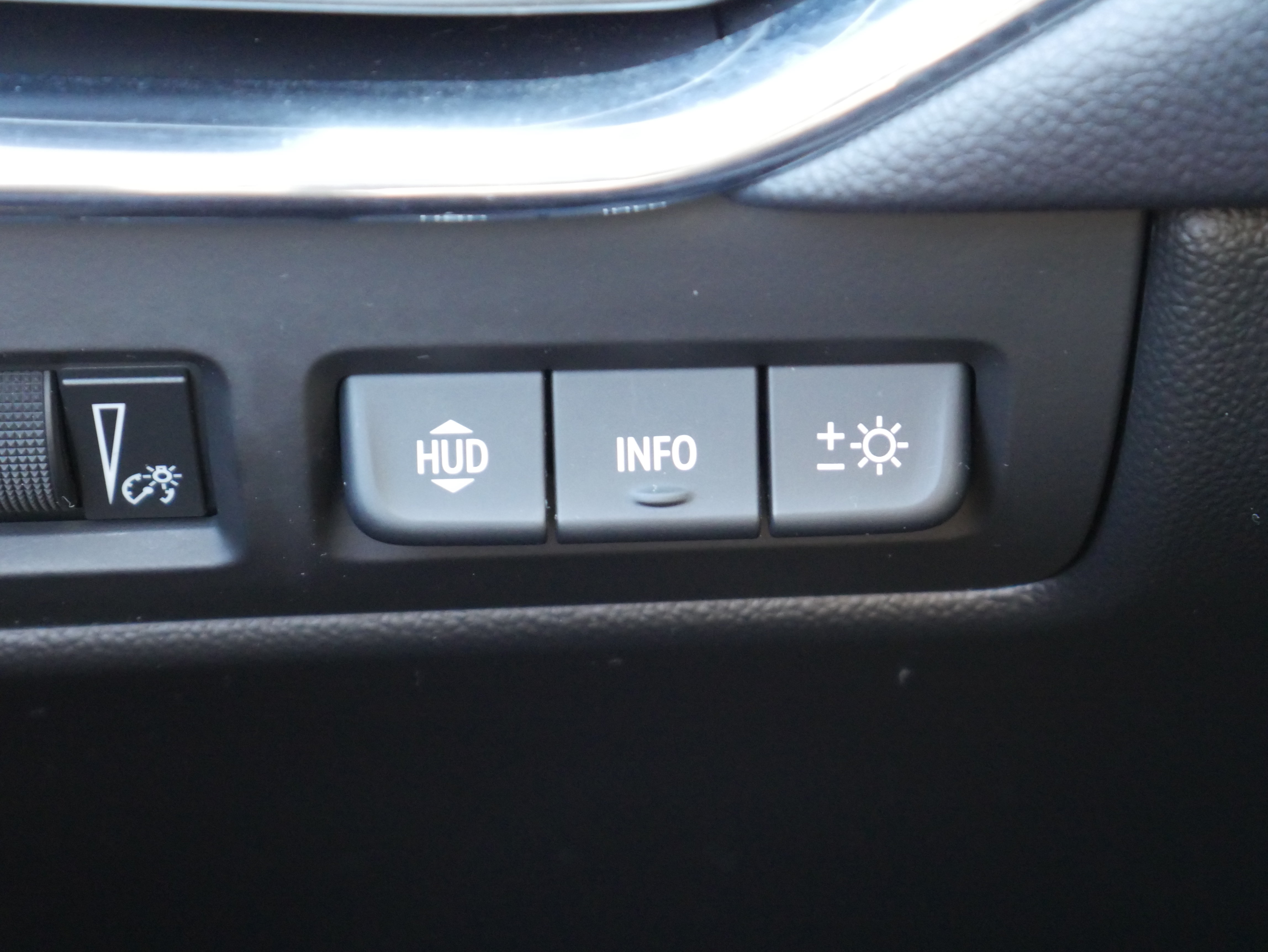 Used 2023 Cadillac XT4 Sport AWD/4WD image 33