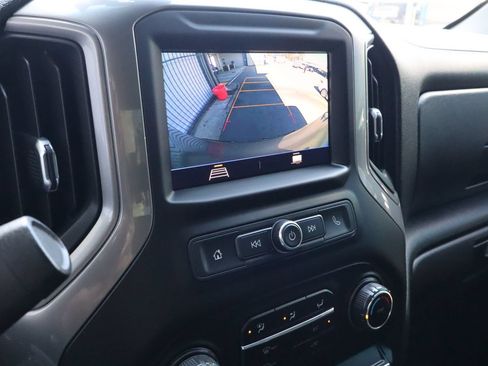 Used 2021 Chevrolet Silverado 1500 Custom Trail Boss w/ Safety Confidence Package AWD/4WD image 27