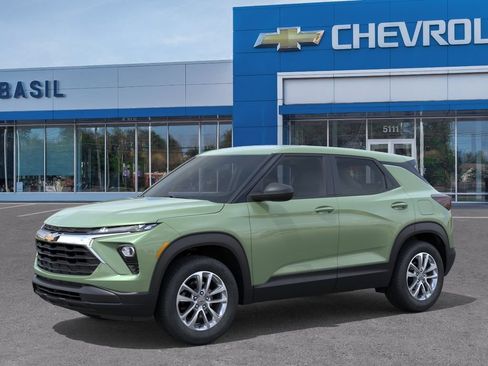 New 2026 Chevrolet TrailBlazer LS w/ LS Confidence Package AWD/4WD image 2