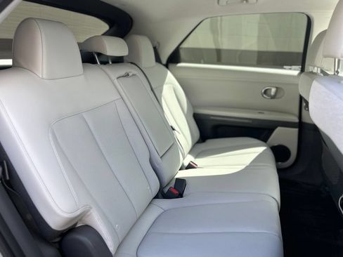 Used 2023 Hyundai Ioniq 5 SEL AWD/4WD image 16