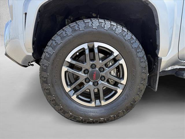 Used 2024 Toyota Tacoma TRD Sport AWD/4WD image 23