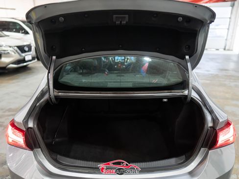 Used 2024 Chevrolet Malibu LT FWD image 41