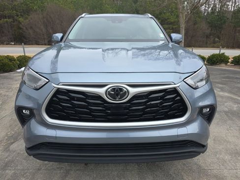 Used 2023 Toyota Highlander XLE image 10