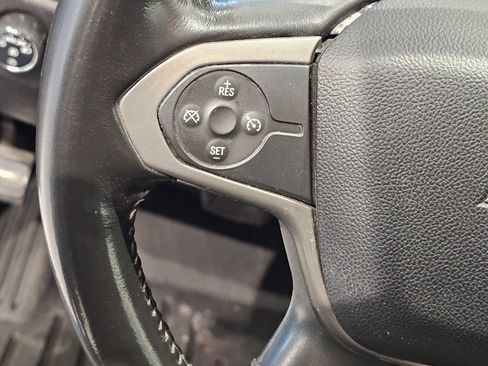 Used 2017 Chevrolet Colorado Z71 image 15