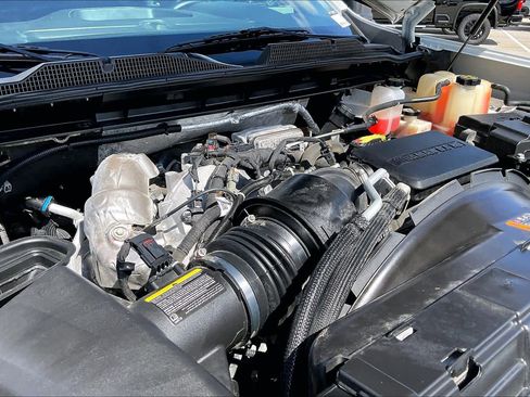 Used 2023 Chevrolet Silverado 2500 LT AWD/4WD image 32