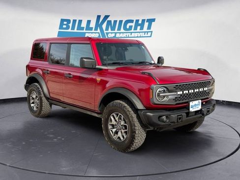 Used 2025 Ford Bronco Badlands image 7
