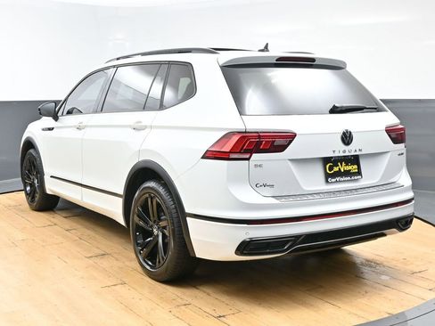 Used 2024 Volkswagen Tiguan SE R-Line AWD/4WD image 7